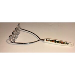 Vintage Potato Masher Chrome Wavy Wire Fruit Vegetable Pattern White Handle 10in